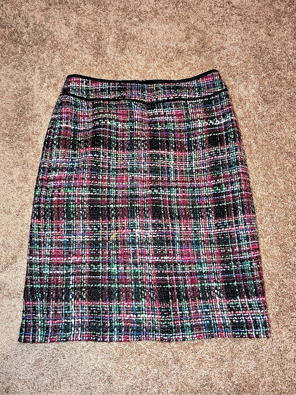 ☘️ Talbots Plaid Pencil Skirt in Black & Pink Size 8